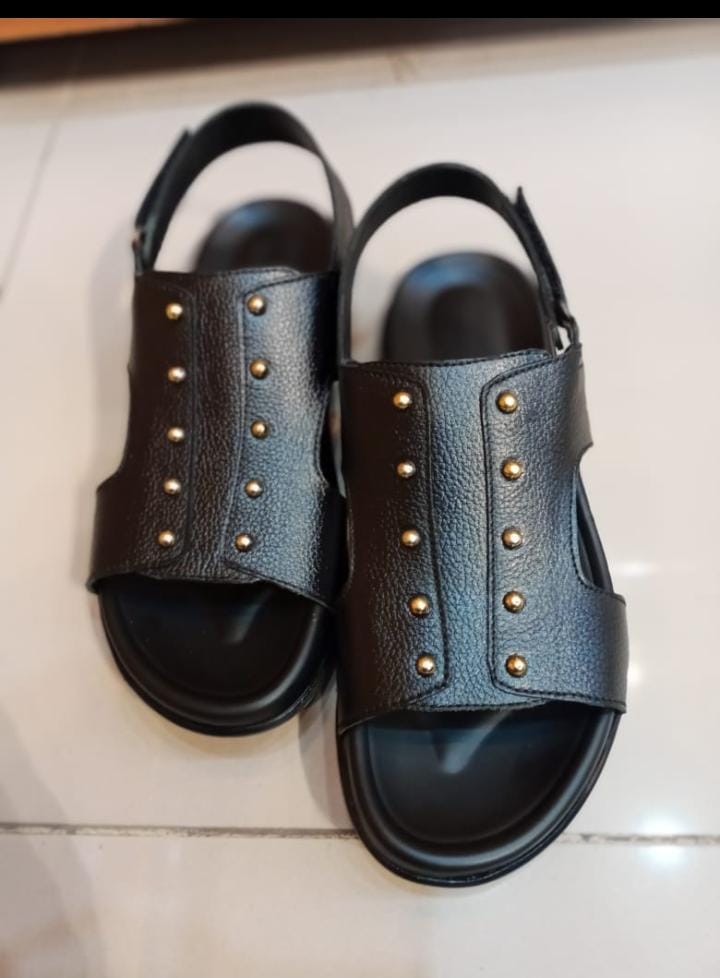 	Leatherx Presents The Hub of Shoes 