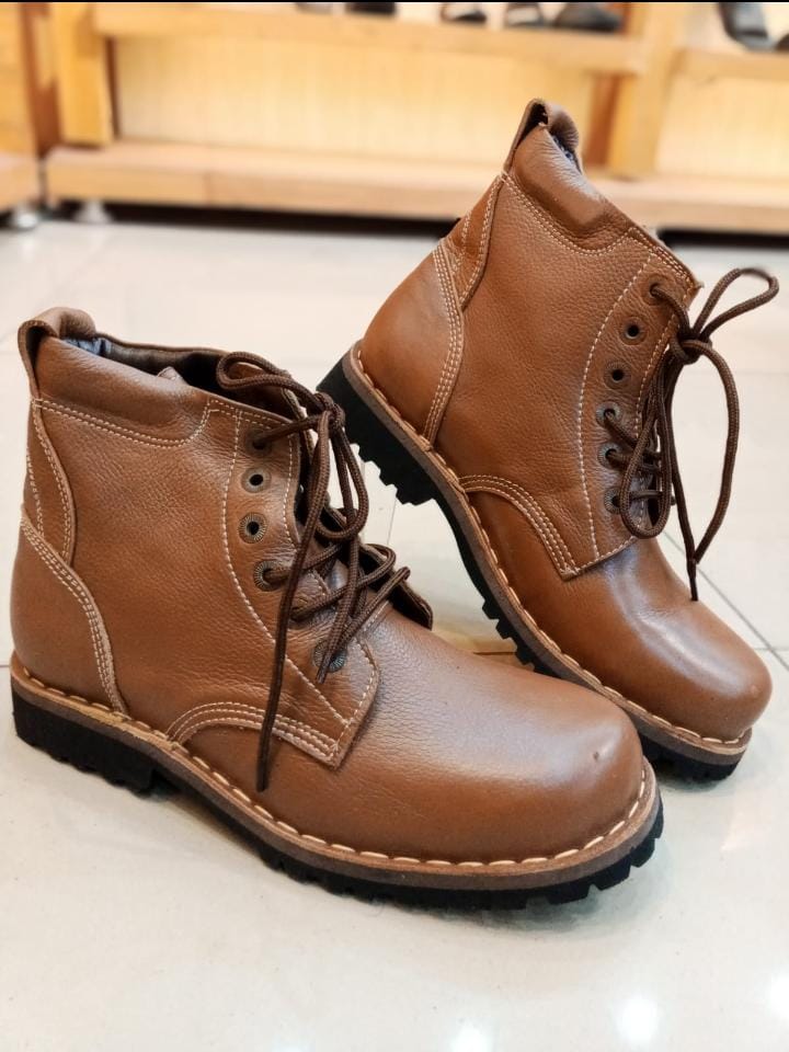 Leatherx Presents The Hub of Shoes 